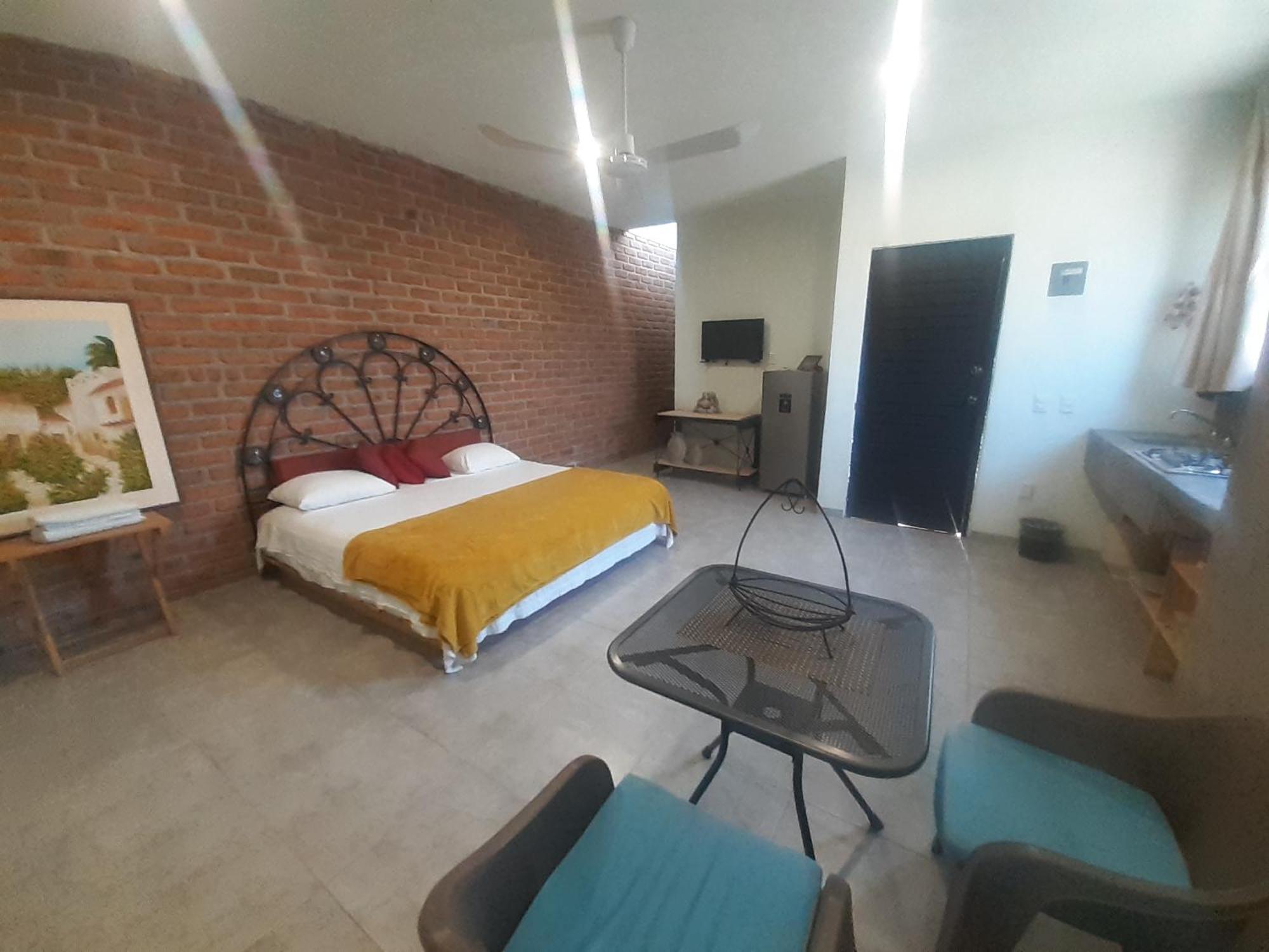 Apartment Loft Con Jardin 1